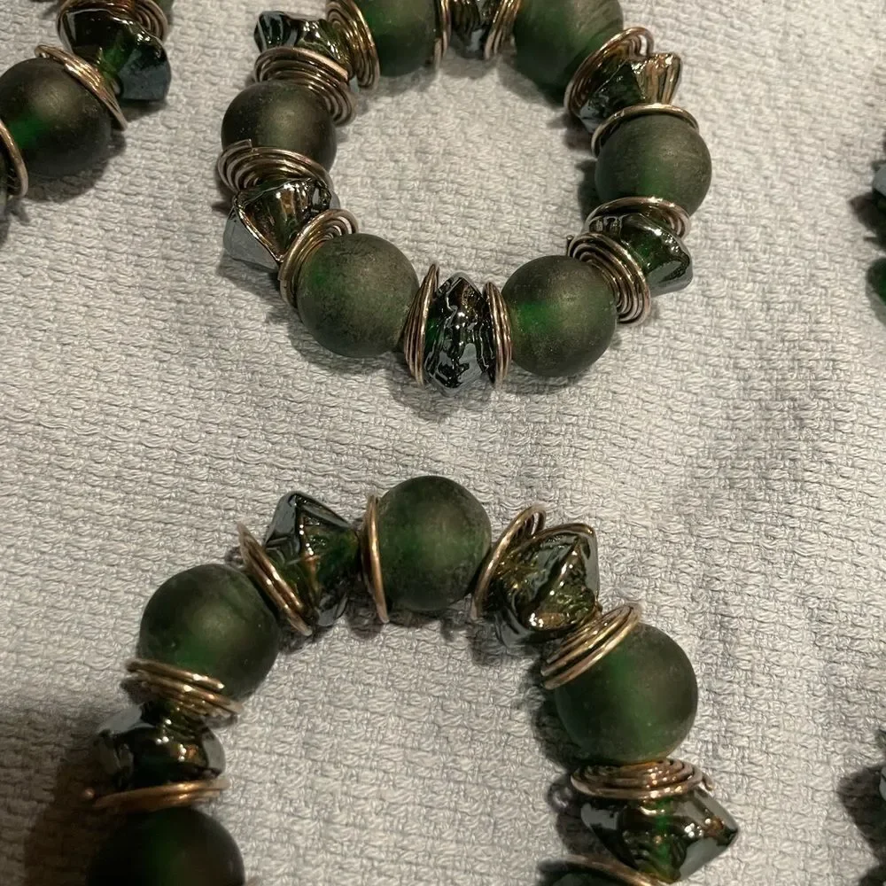 Green Glass Silver Wire Napkin Rings Red Orange Glass Beads Napkin Rings 16 TTL
